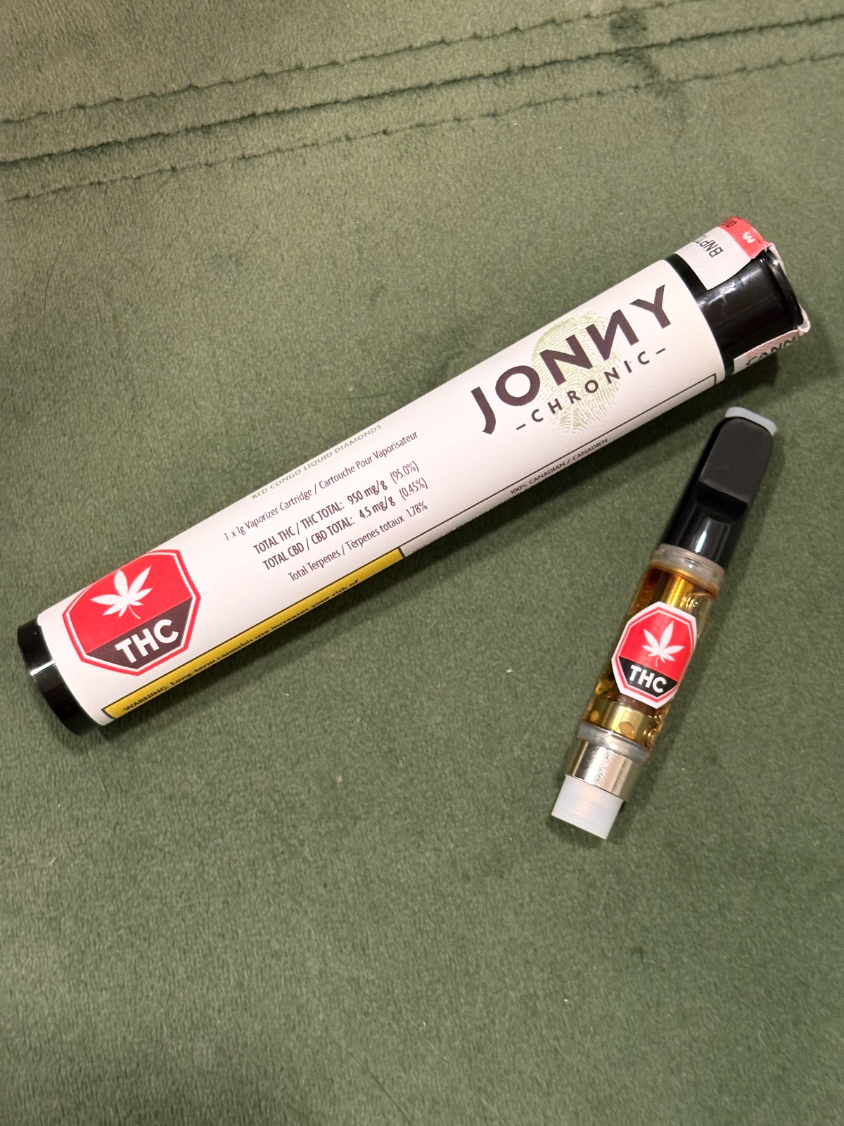 Photo from this spark: Honestly one of the smoothest carts i've had. The strawberry flavor is real, not